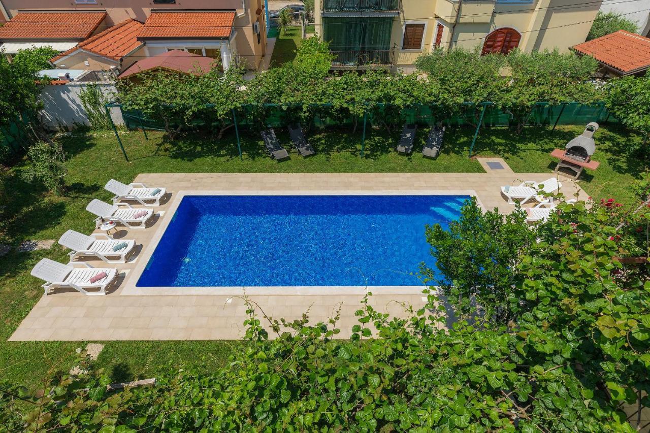 Villa Toni Umag Buitenkant foto